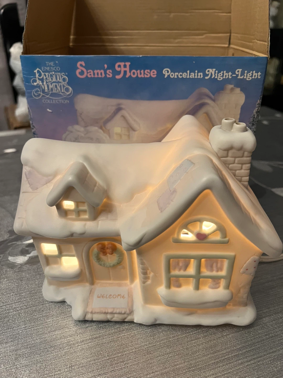 Enesco Precious Moments Sam's House Porcelain Night Light - photo 5