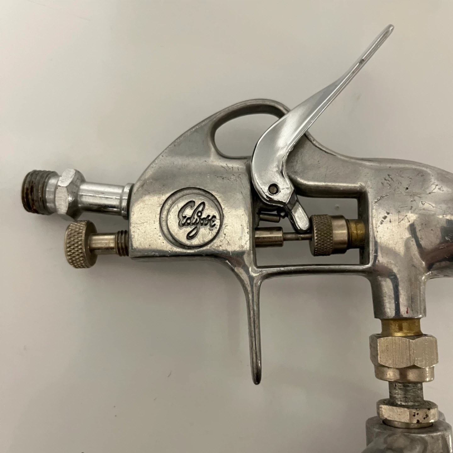 Eclipse Model 79 Airbrush with Cup - photo 2