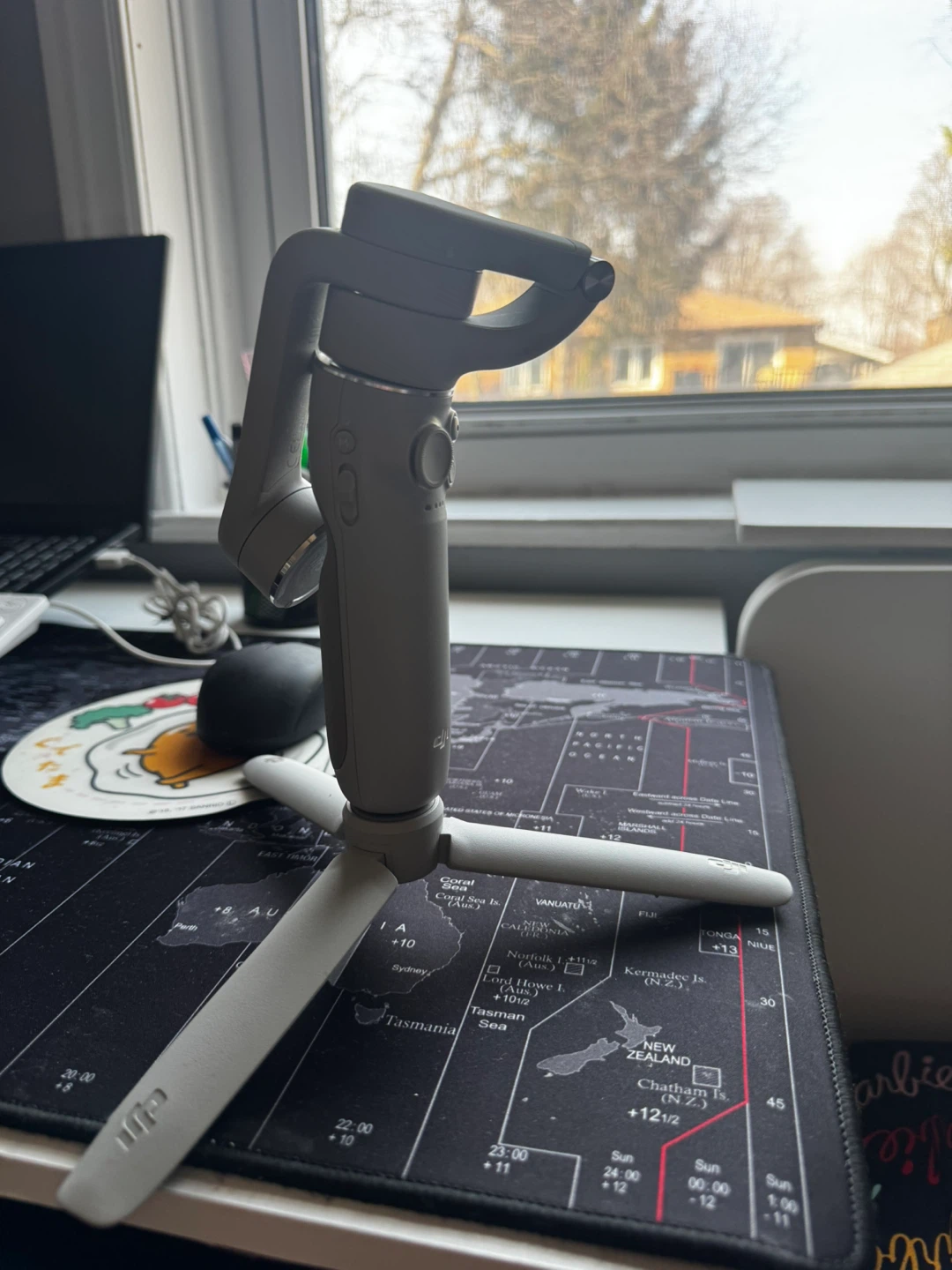 DJI OM 5 Smartphone Gimbal Stabilizer - Athens Gray - photo 4