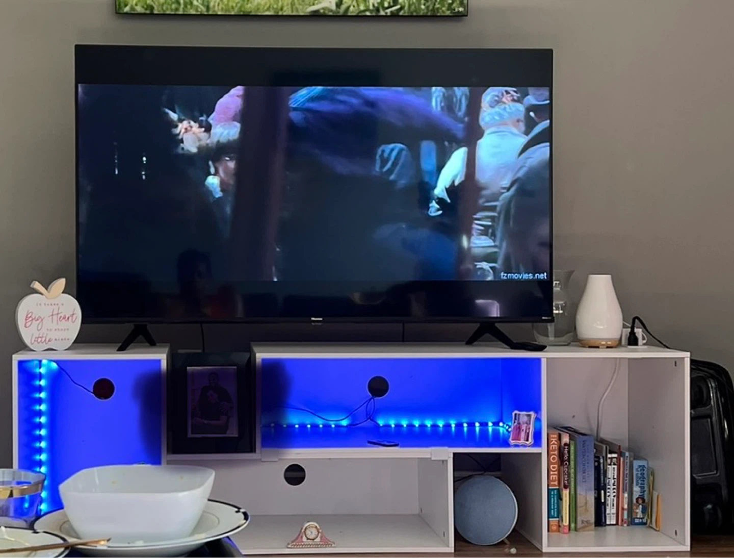 Hisense 55" Smart TV Model 55A68H - photo 3