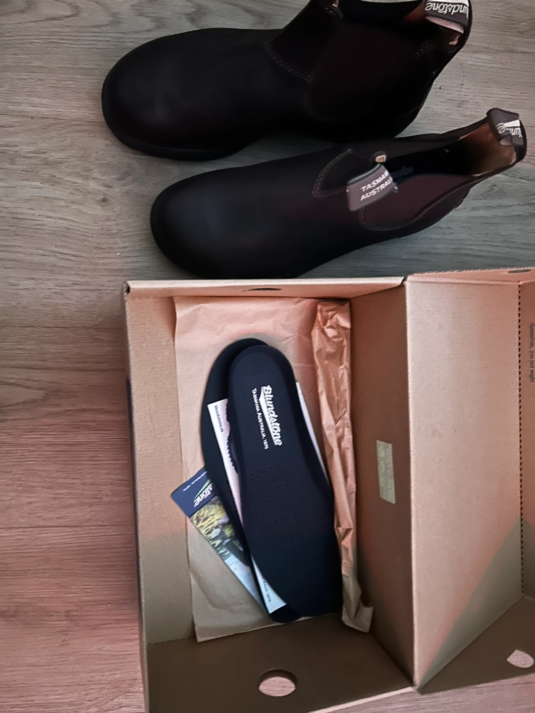 Blundstone Brown Leather Chelsea Boots - photo 4