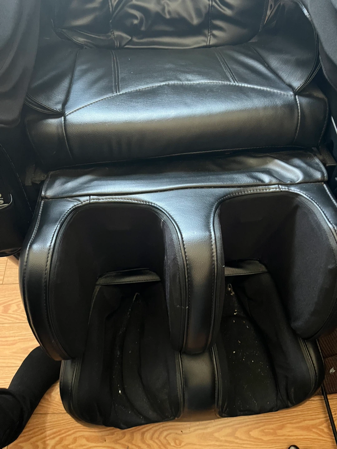 Black Faux Leather Massage Chair with Foot Rest - photo 3