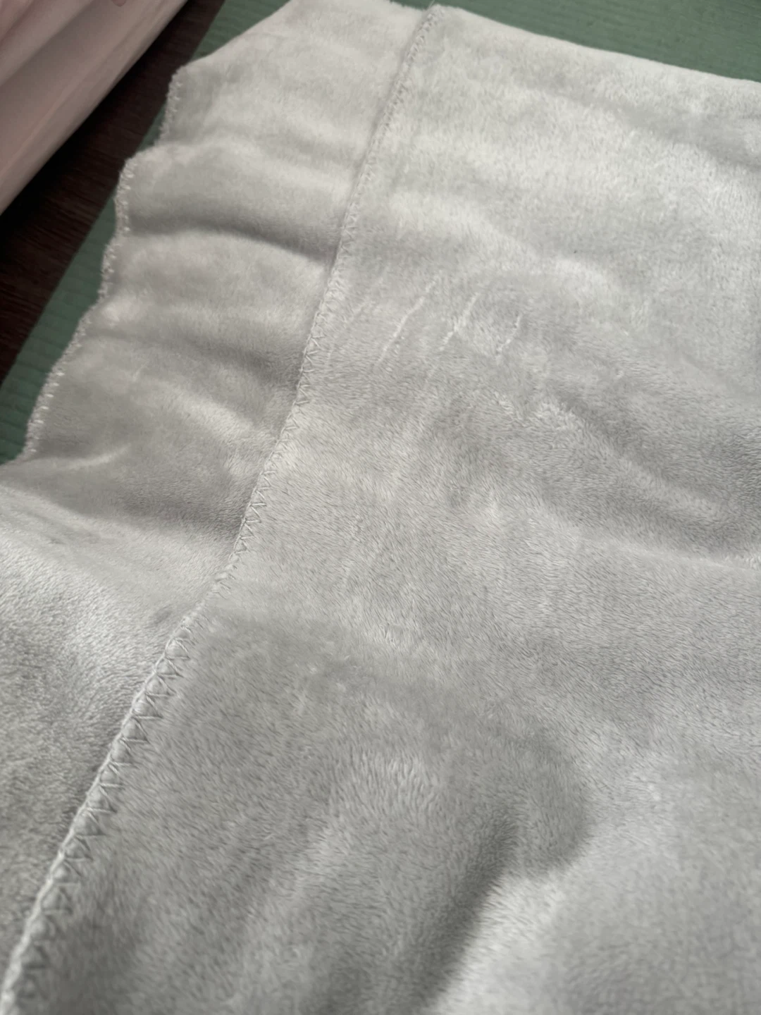 IKEA SLÄNGMÅL Throw Blanket Light Gray 150x200 cm - photo 3