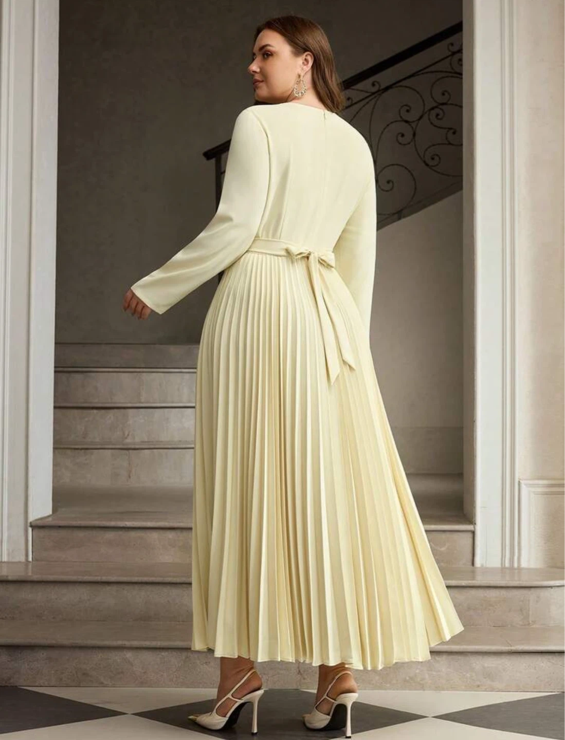 Brand New Light Yellow Pleated Dress - photo 2