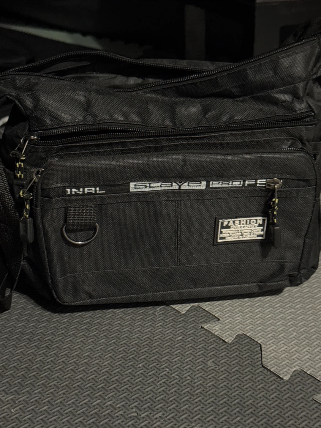 Black Fashion Instinct Messenger Bag - photo 4