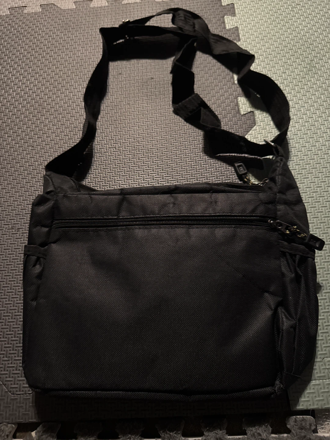 Black Fashion Instinct Messenger Bag - photo 3