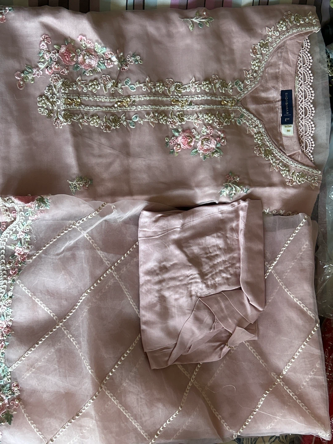 Threepiece SADABAHAR Embroidered Kurti Set - Size L - Pink