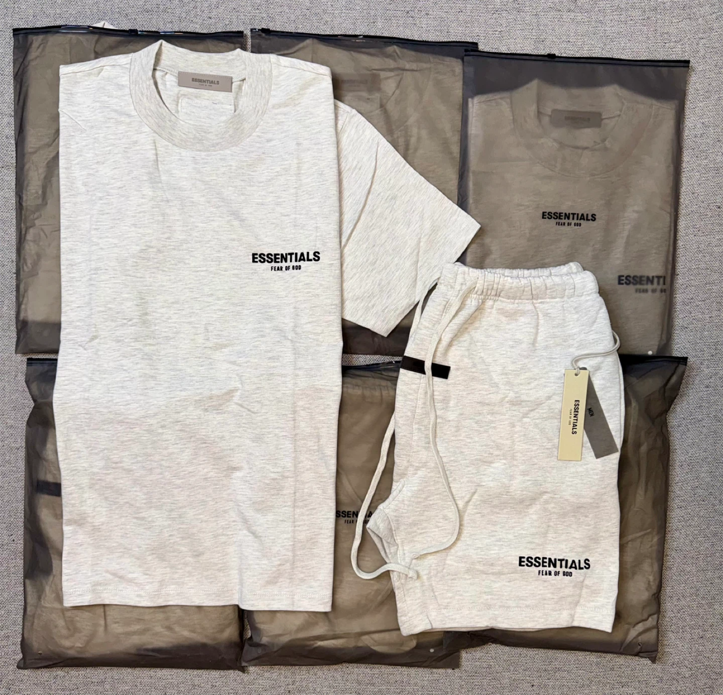 Essentials Fear of God T-Shirt and Shorts Set