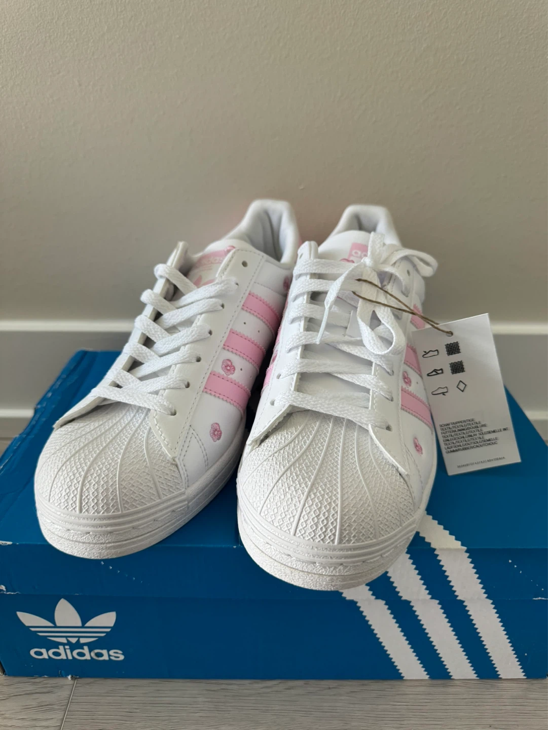 Adidas Superstar J Pink Floral Sneakers Size Kids US 7