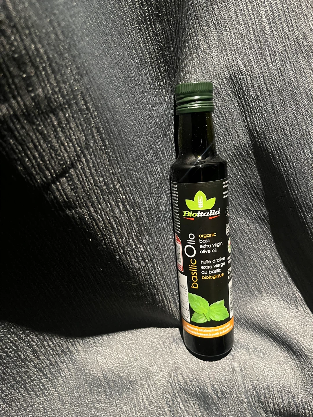 BioItalia Organic Basil Infused Extra Virgin Olive Oil