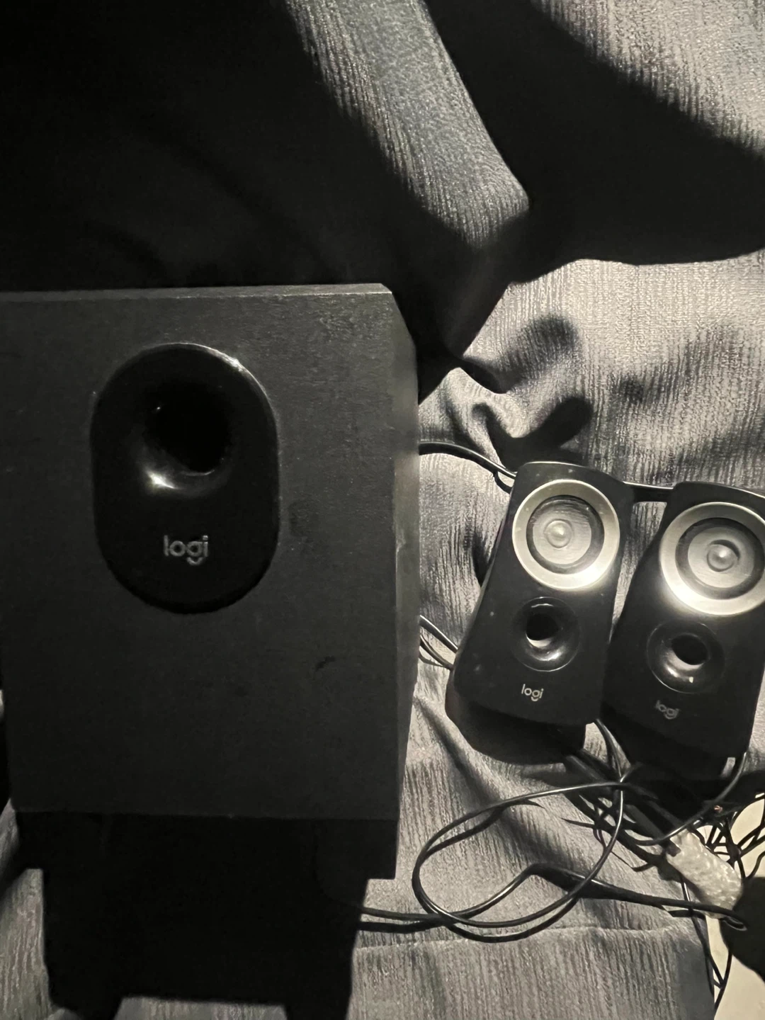 Logitech Z313 Speaker System