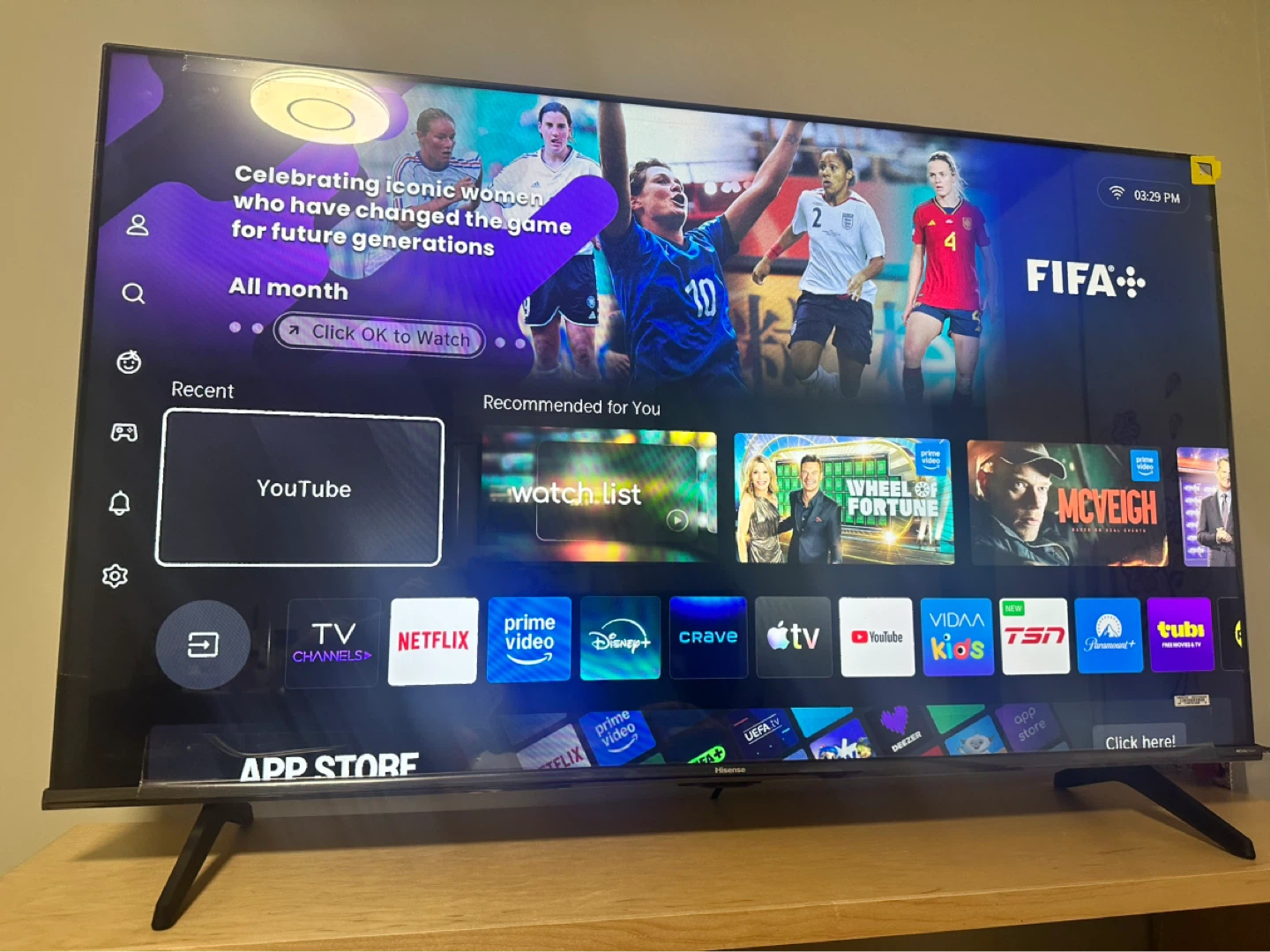 Hisense Smart TV 50 inch with tv table - photo 2