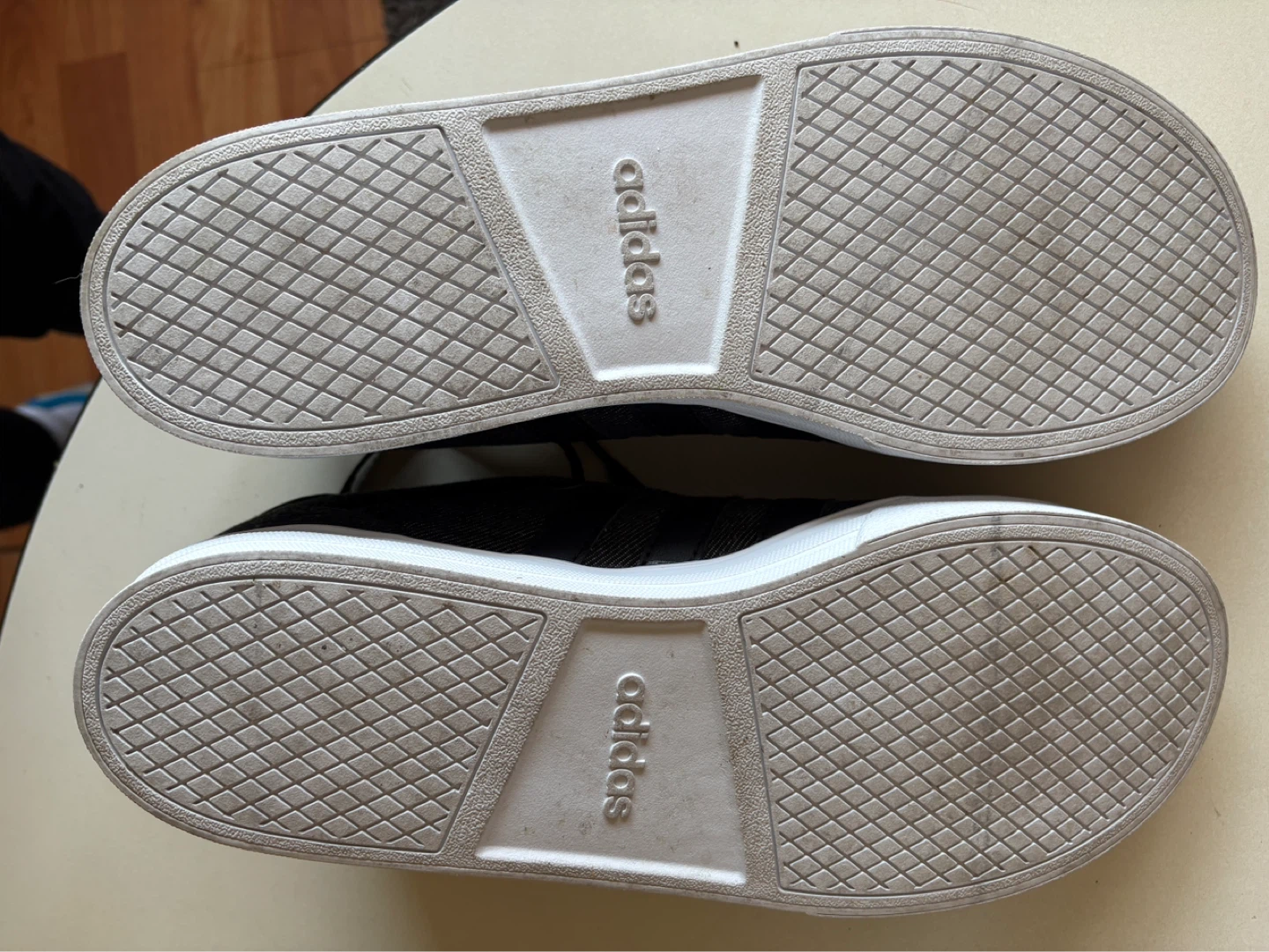Adidas OrthoLite Floe Sneakers Size 10.5 - photo 3