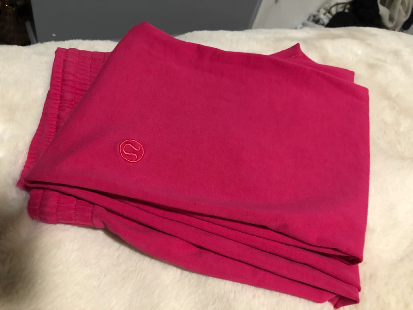 Lululemon Hot Pink Jogger Pants 6 - photo 2