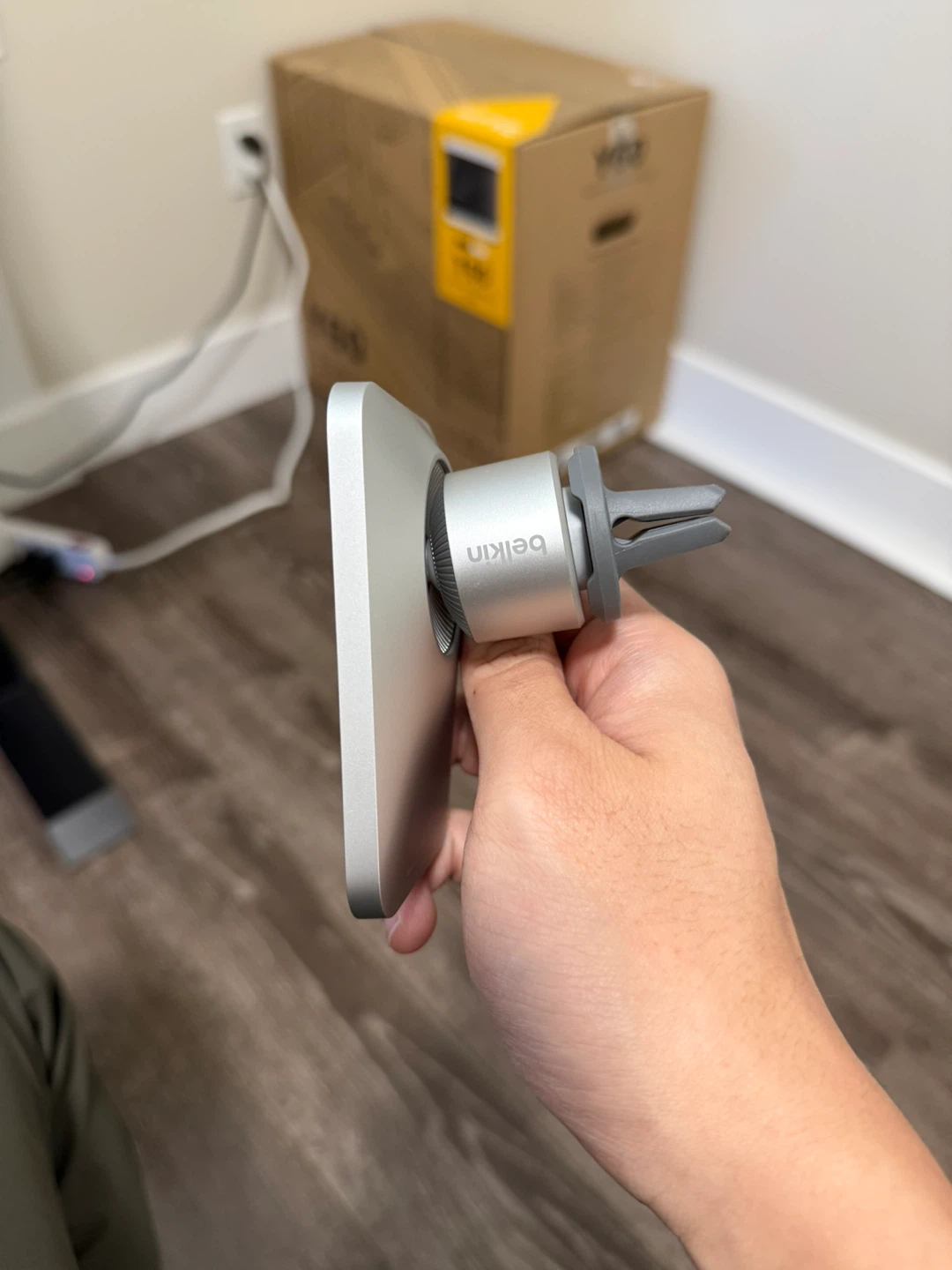Belkin MagSafe Car Vent Mount - photo 2