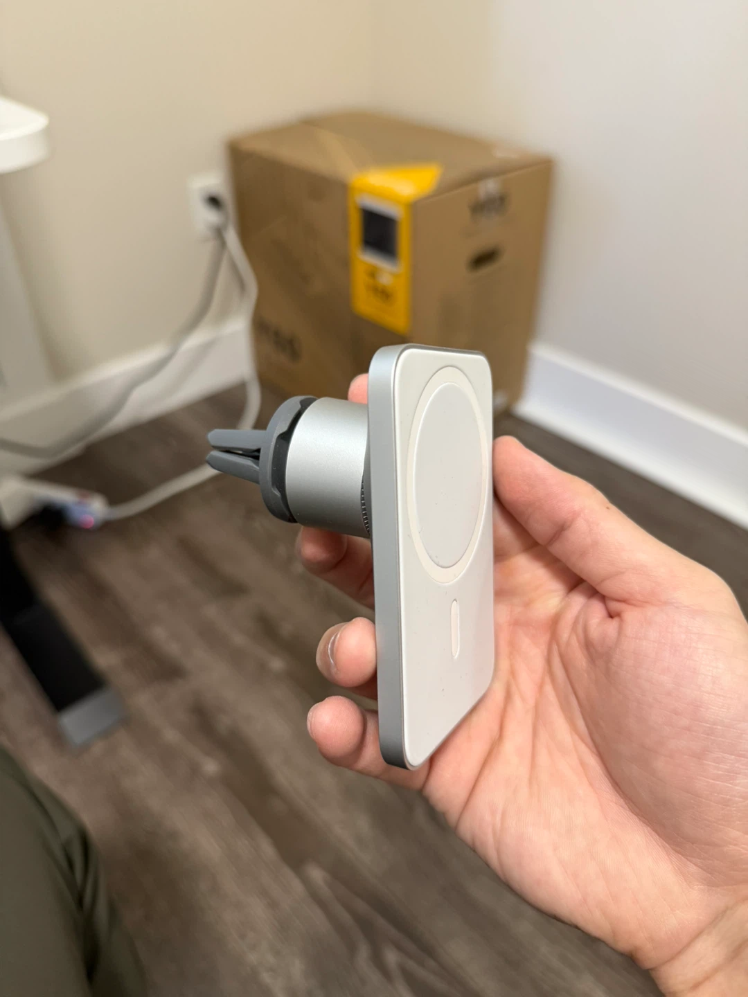 Belkin MagSafe Car Vent Mount - photo 4