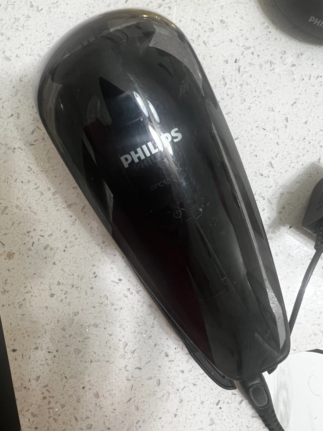 For sale 2 Philips electric cordless shower - photo 4