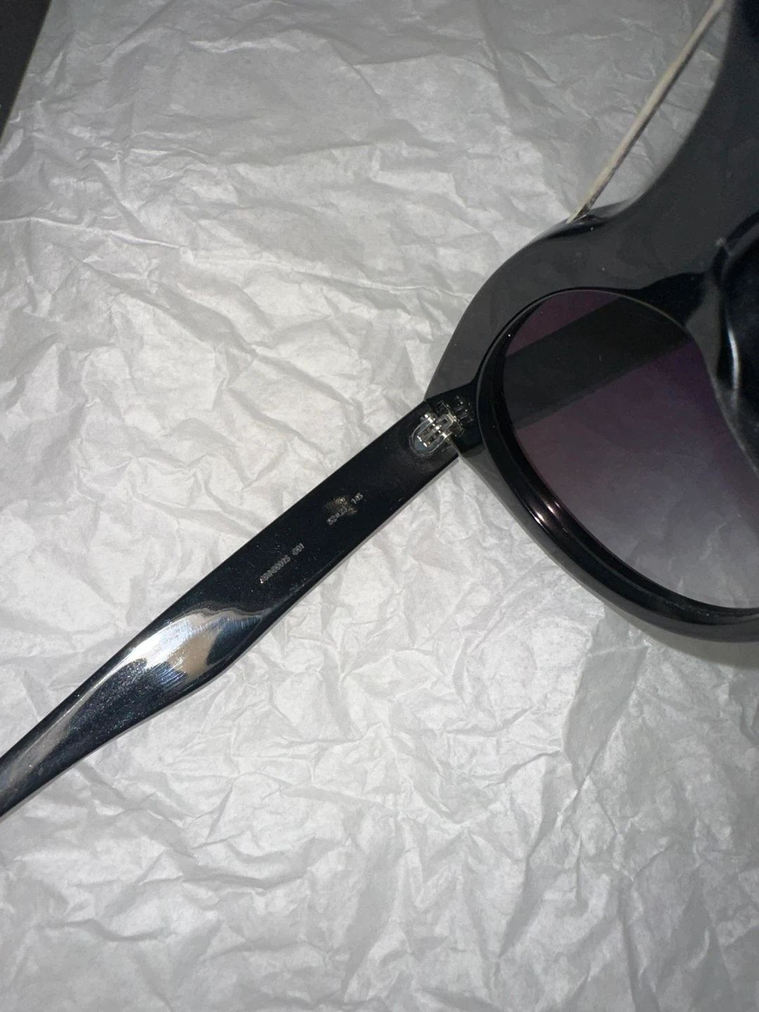 Alexander McQueen Black Cat-Eye Sunglasses - photo 3