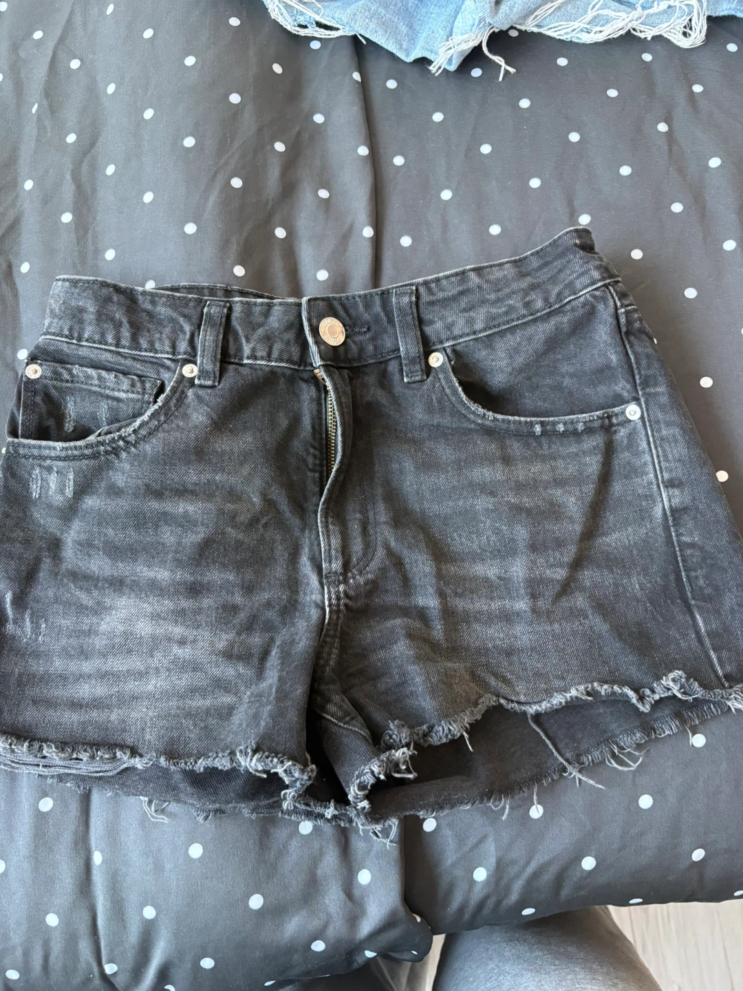 Garage Denim Black Frayed Hem Cutoff Shorts Size 25 - photo 2