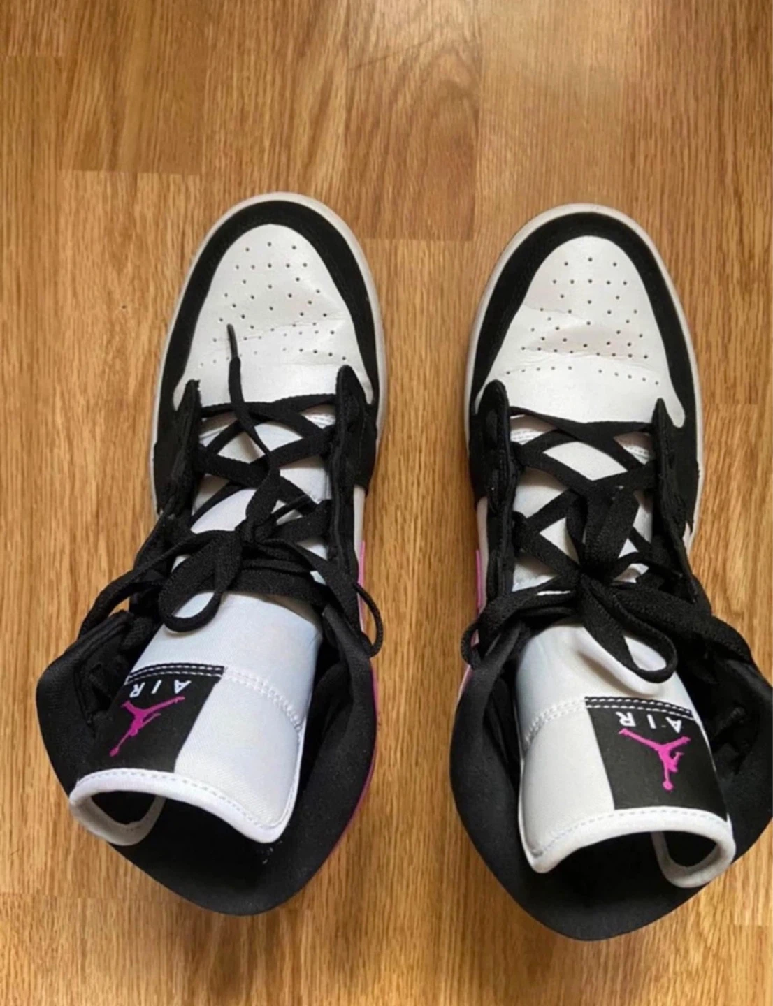 Air Jordan 1 Mid SE GS 'Court Purple' - photo 4