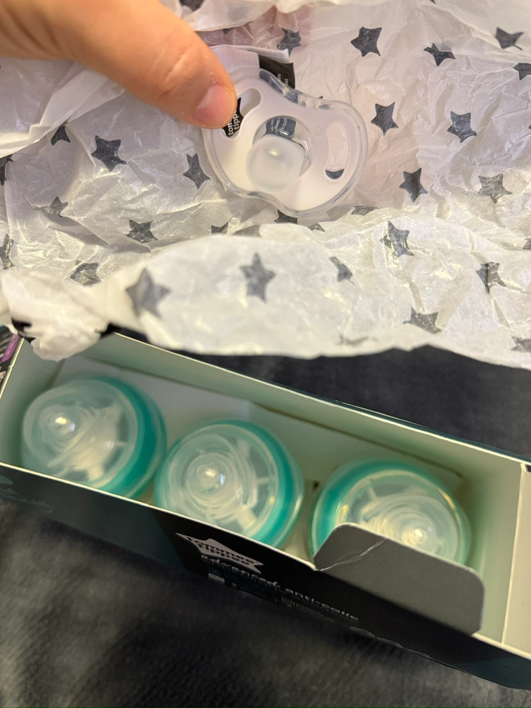 NEW tommee tippee anti colic bottles + pacifier - photo 2