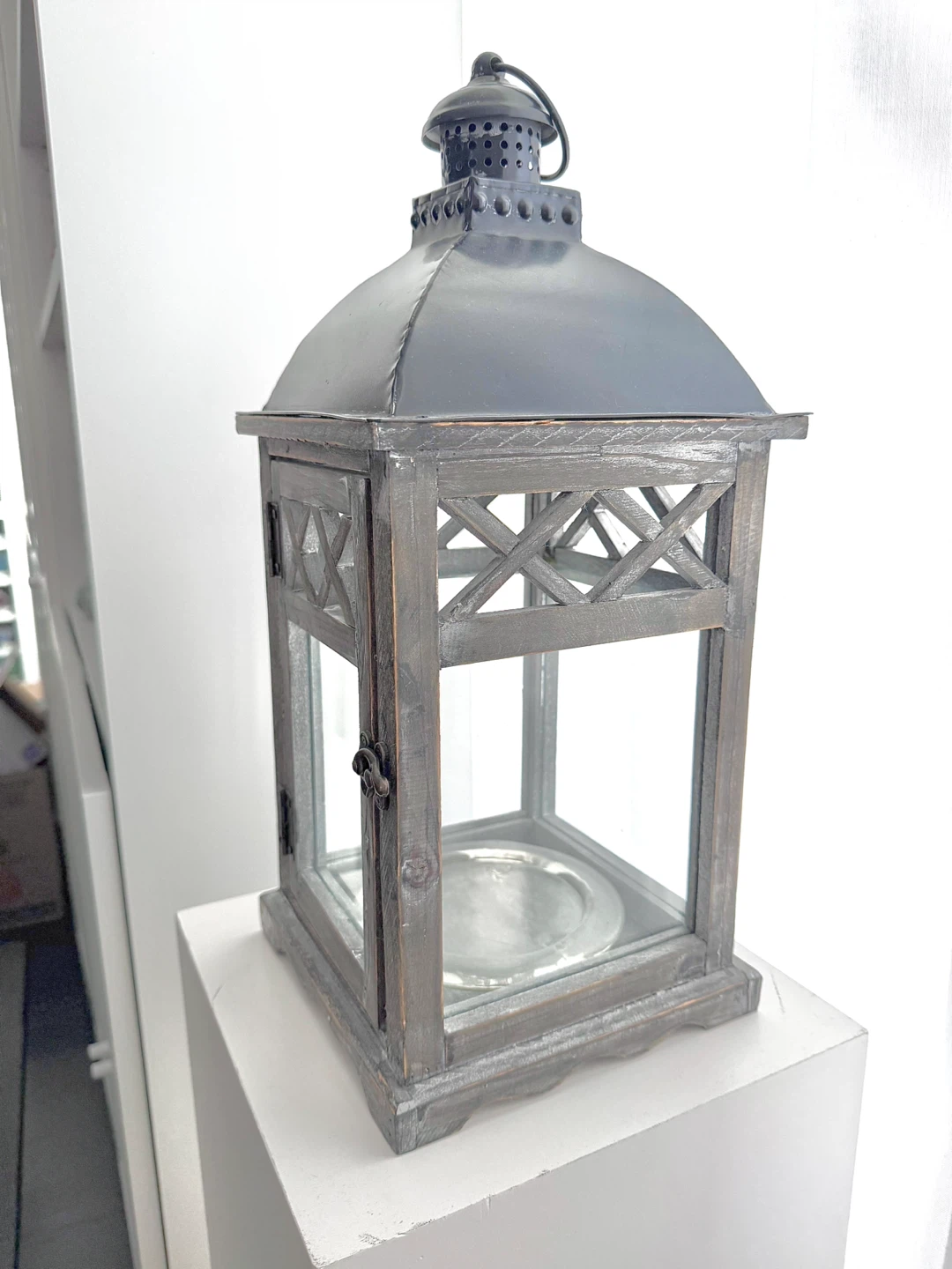 Wood and metal lantern - photo 3