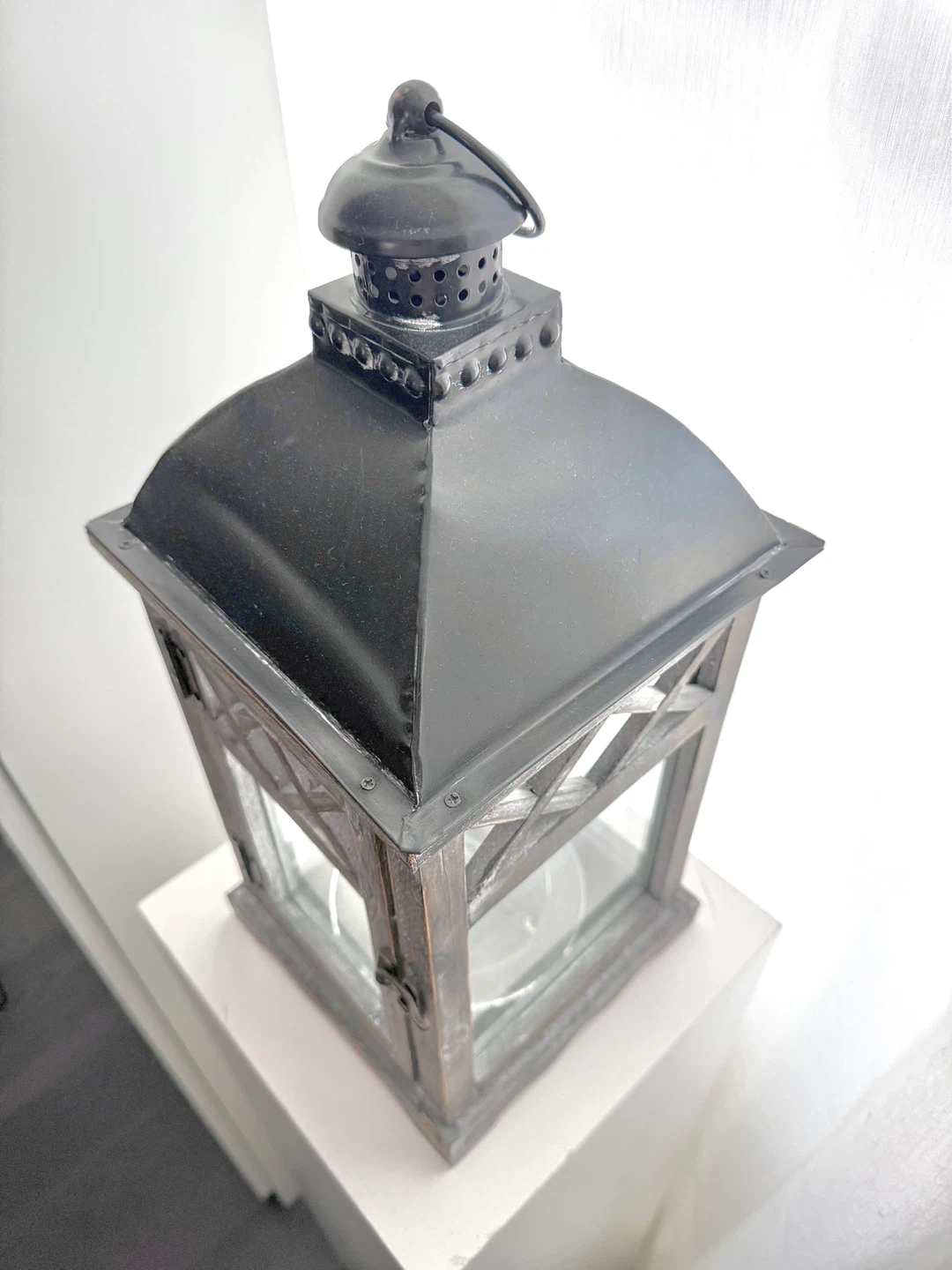 Wood and metal lantern - photo 4