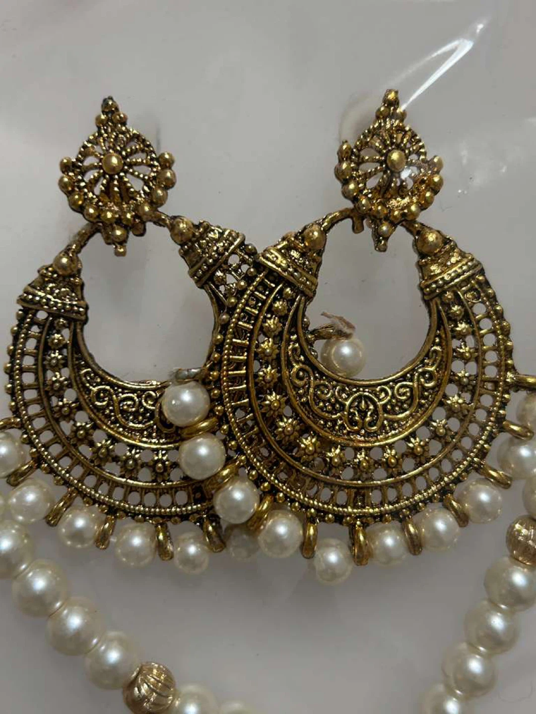 Pearl Necklace & Earrings Set - photo 2