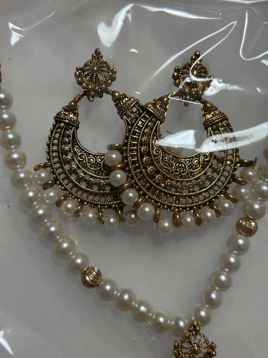 Pearl Necklace & Earrings Set - photo 4