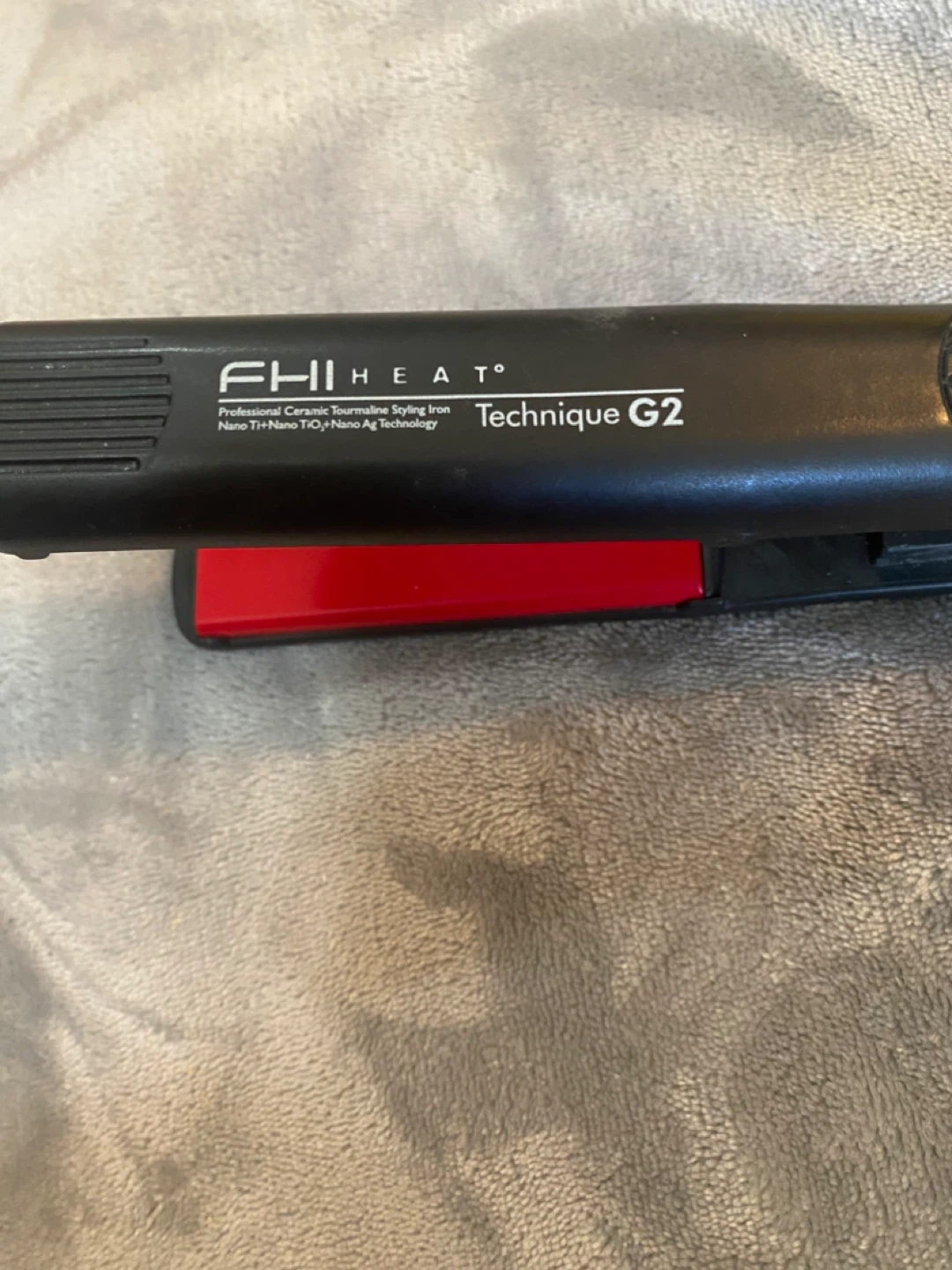 FHI Heat Technique G2 Professional Ceramic Styling Iron - photo 2