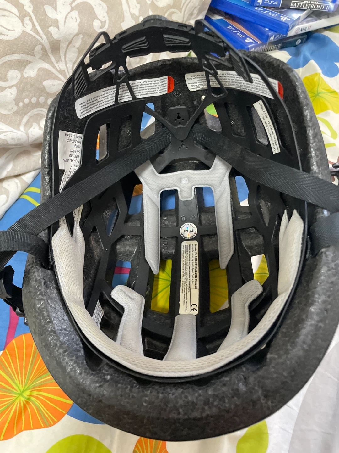 Smith Cycling Helmet - photo 2