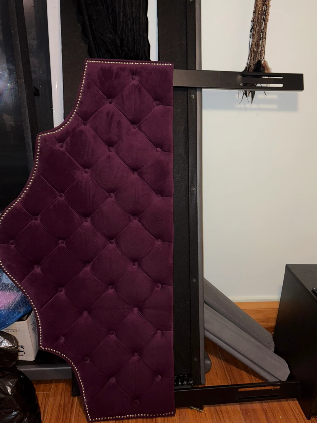 Queen bed frame+headboard