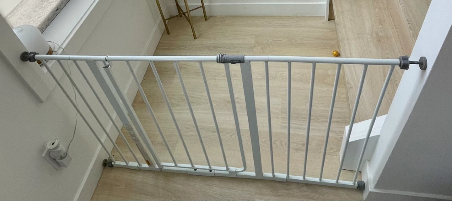 Max 48” width White Metal Baby or pet Gate - photo 2