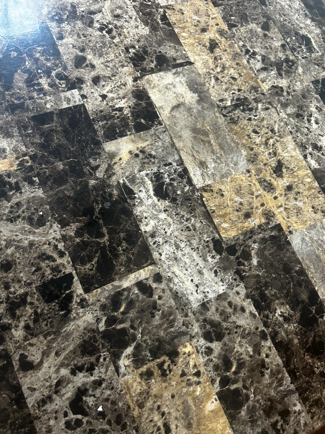 Dining Table - photo 3