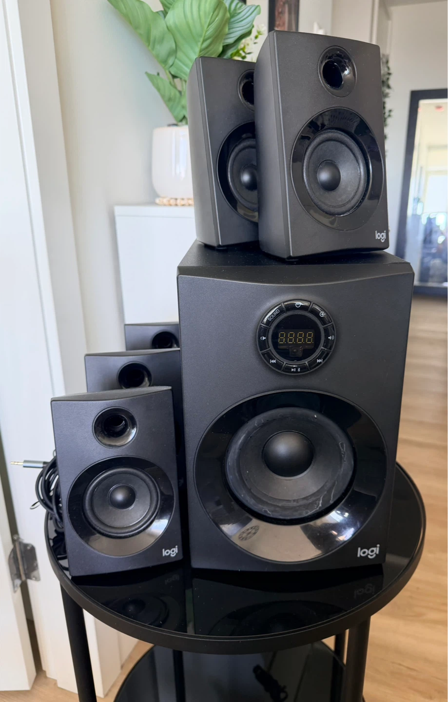 Logitech Z606 5.1 Surround Sound Speaker System with Bluetooth