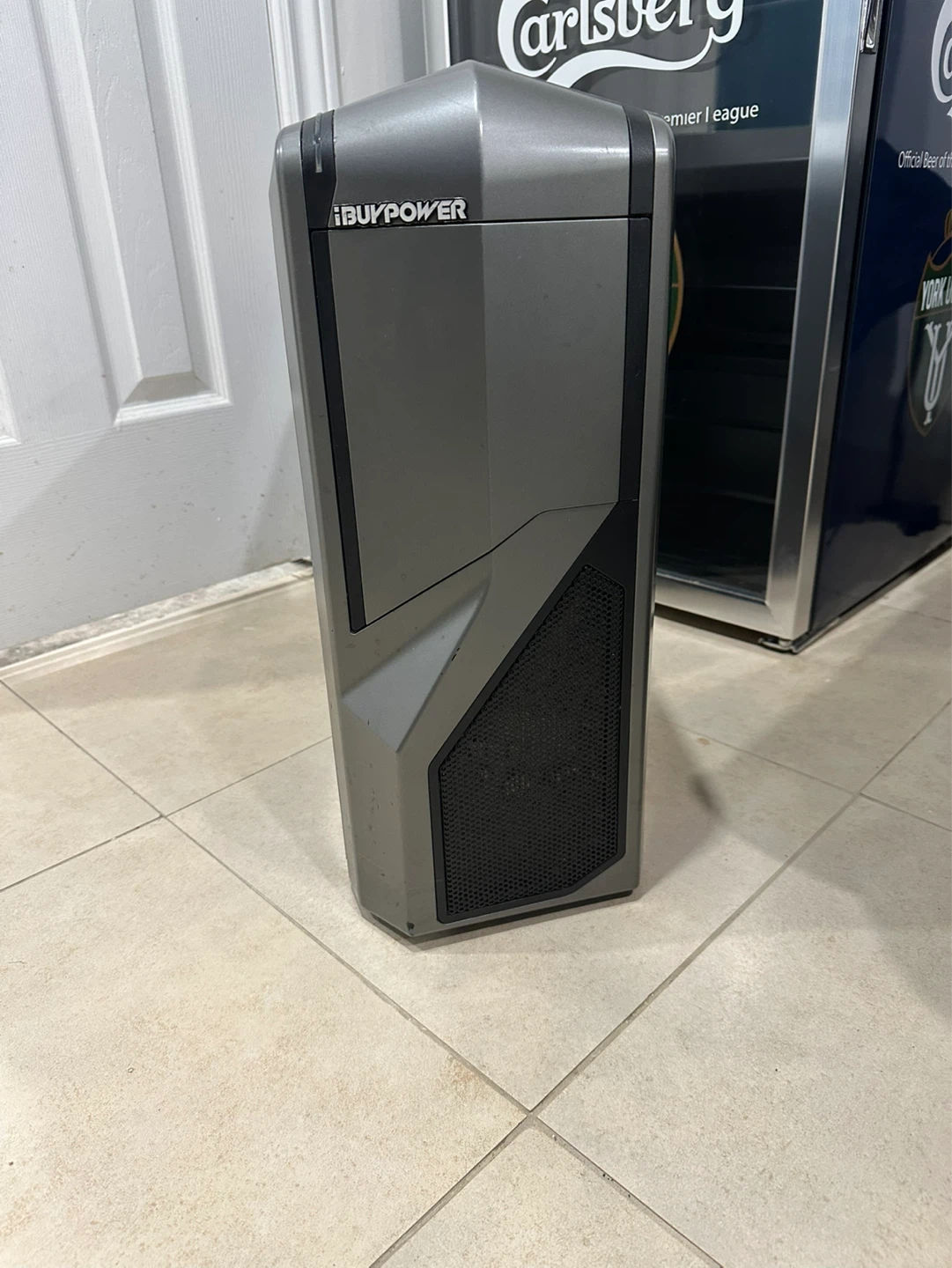 iBUYPOWER Gaming PC Computer Case Tower