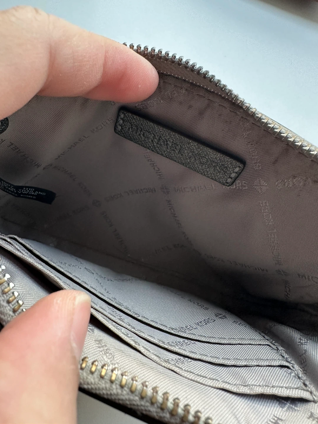 Michael Kors Wristlet Wallet - photo 3