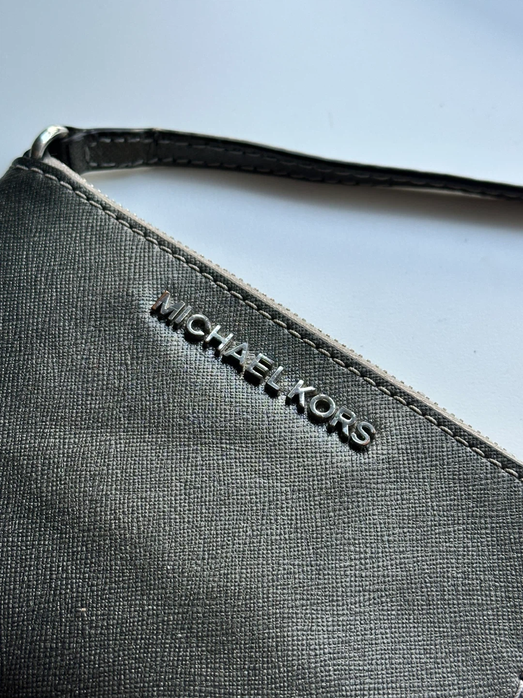Michael Kors Wristlet Wallet - photo 5
