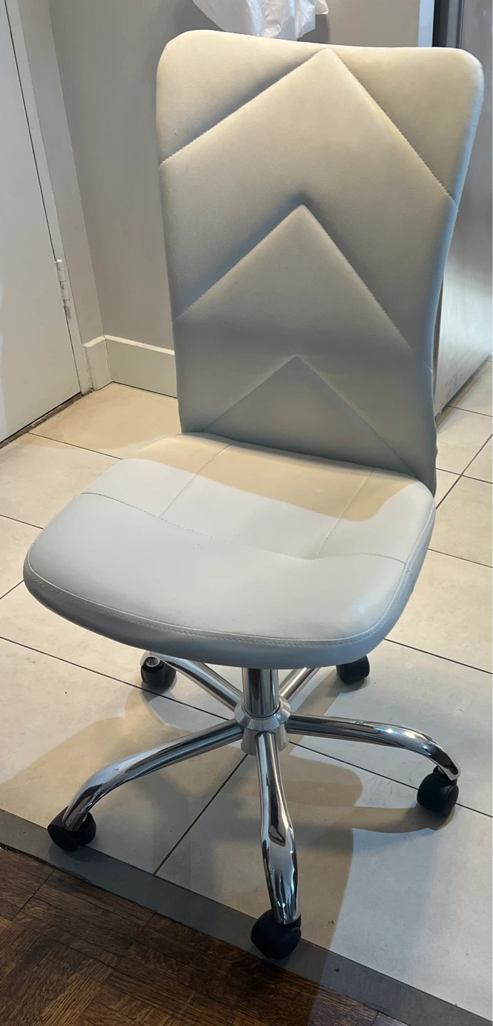 Light Grey Faux Leather Office Chair - photo 2