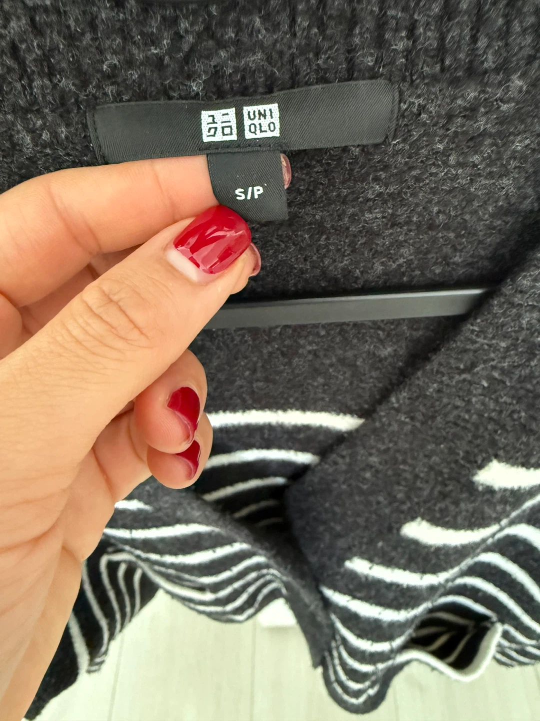 UNIQLO Striped Cardigan - photo 2