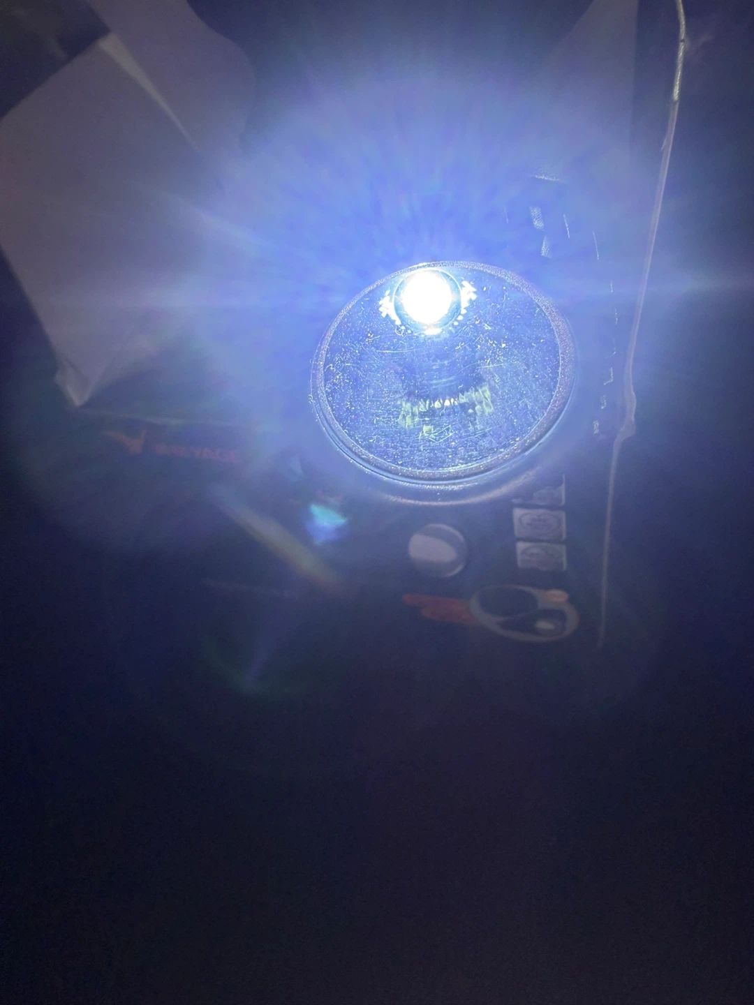 YAGE YG-5586 Rechargeable Headlight - photo 5