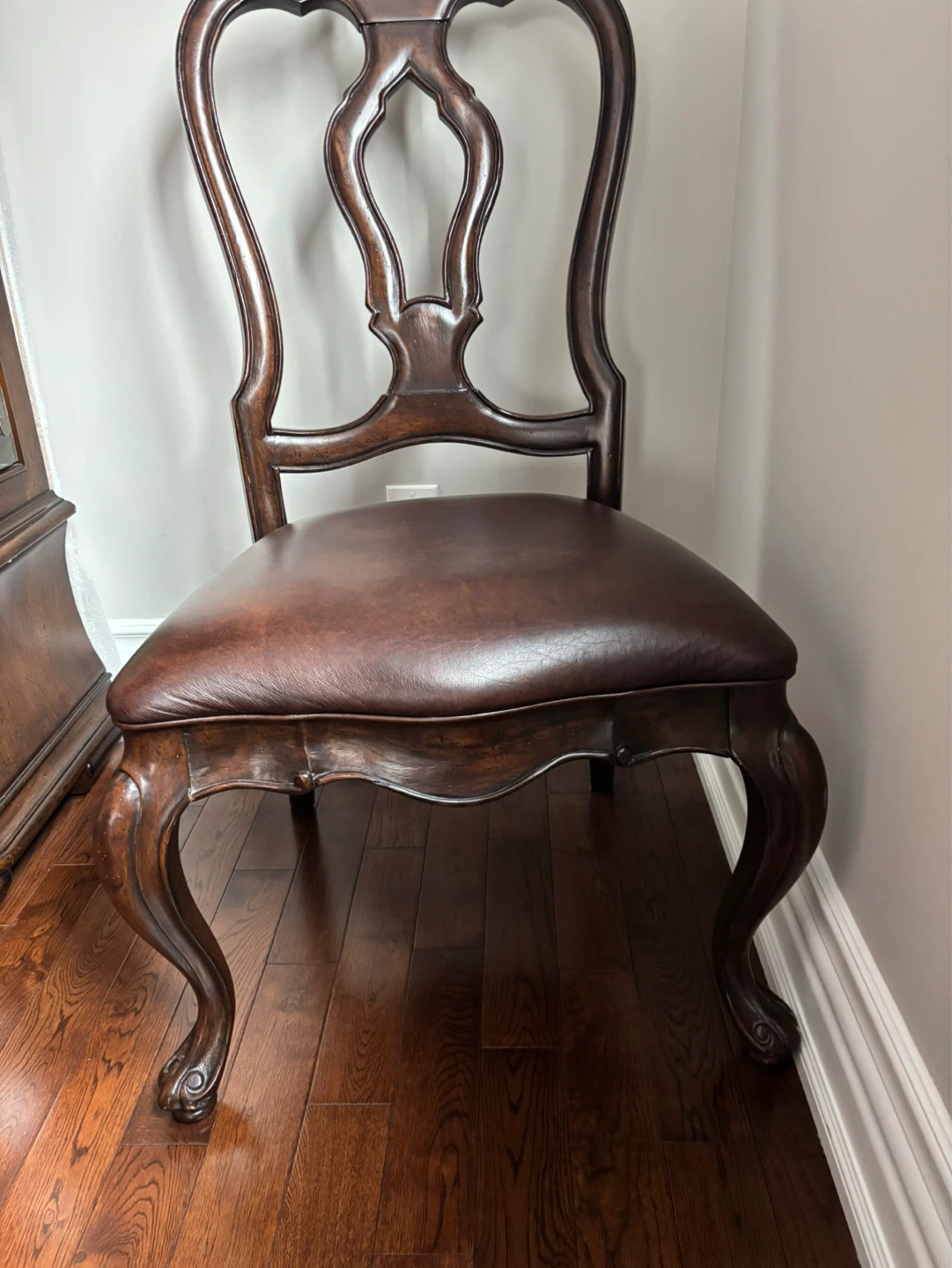 Dining Table with 8 Chairs - photo 4