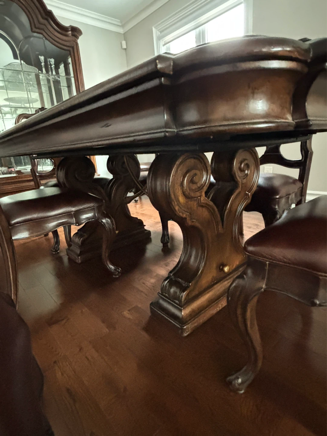 Dining Table with 8 Chairs - photo 5