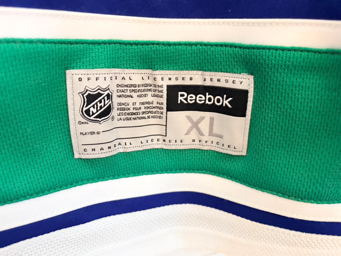Authentic Reebok Vancouver Canucks White Orca Jersey Size XL - photo 4