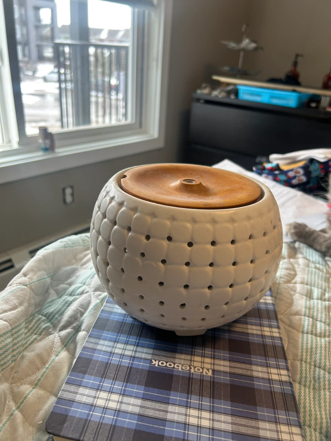White Ceramic Diffuser with Wooden Lid