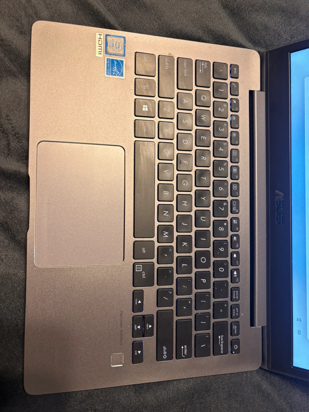 ASUS ZenBook UX331FA Laptop - photo 2