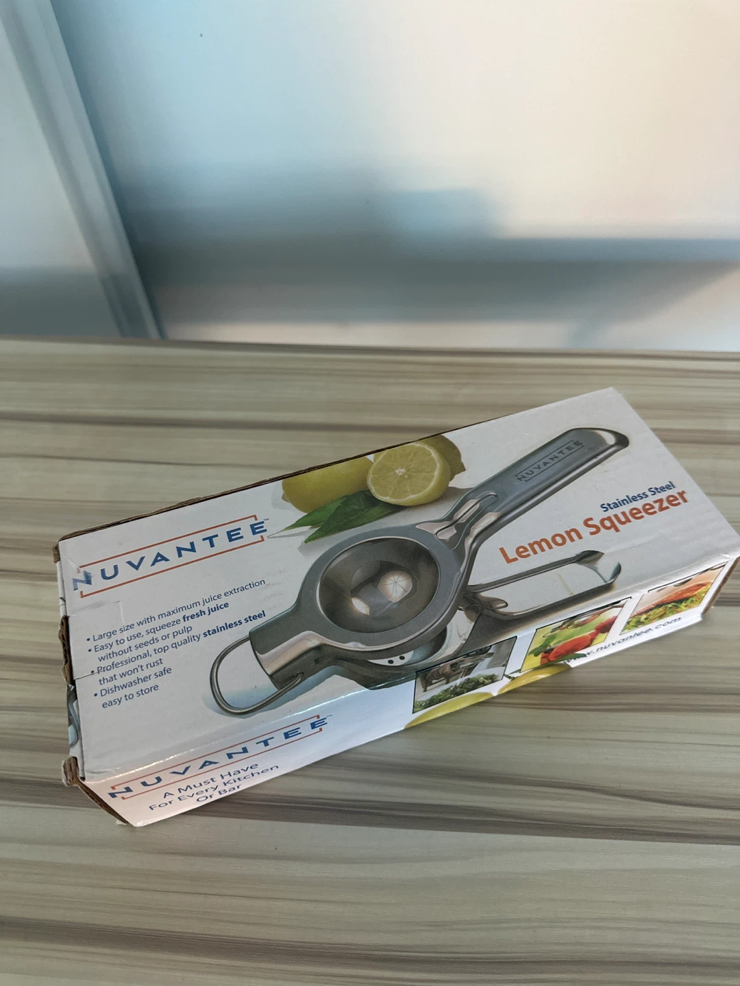 Nuvantee Stainless Steel Lemon Squeezer