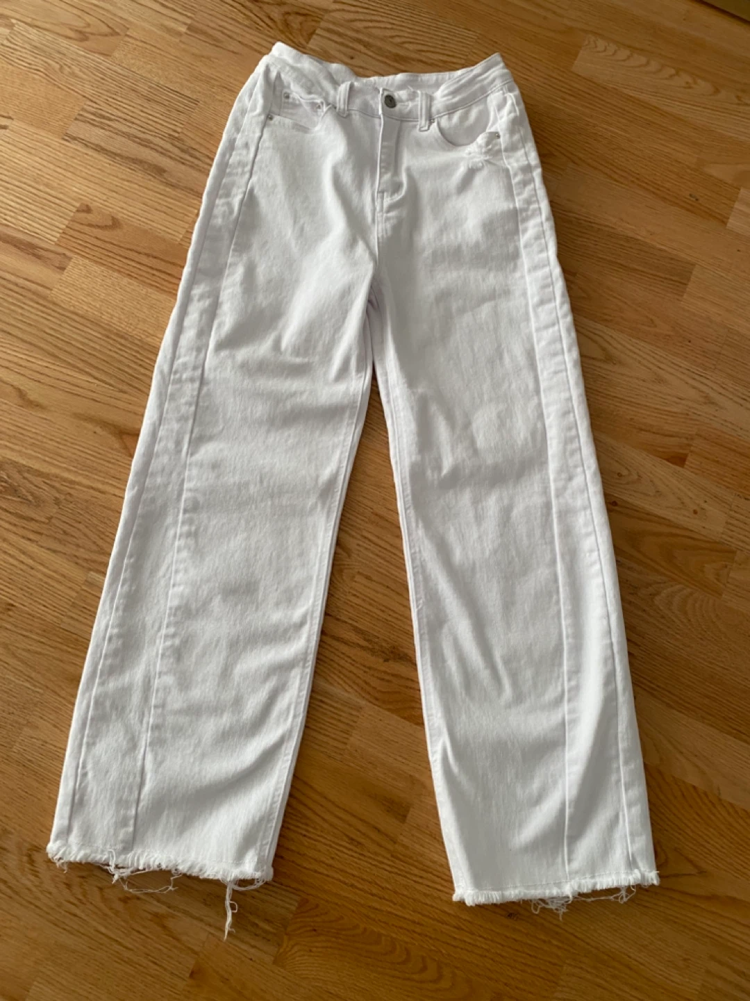 White Wide Leg Jeans Size M