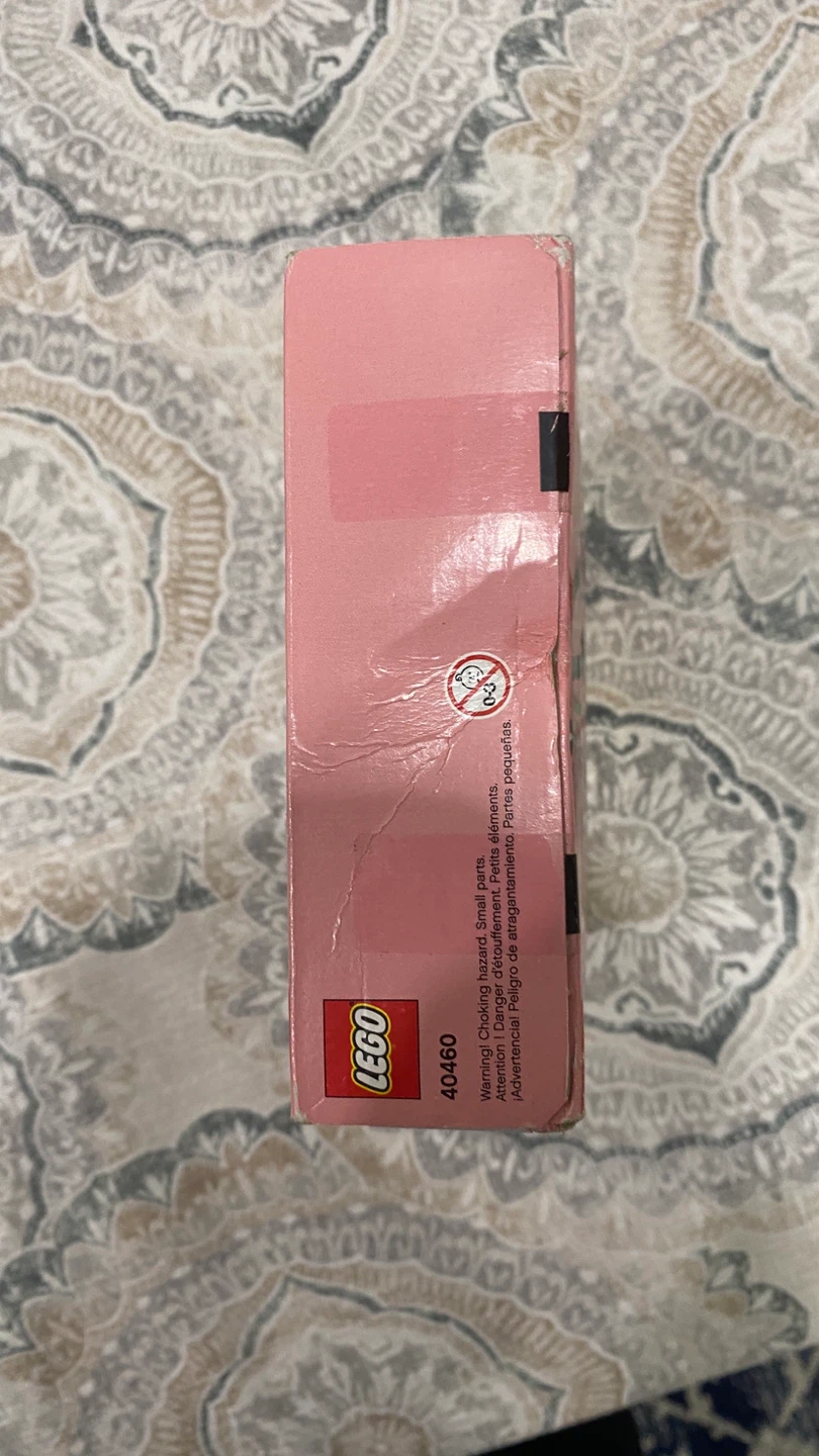 *RESERVED* Brand new lego roses set! - photo 2