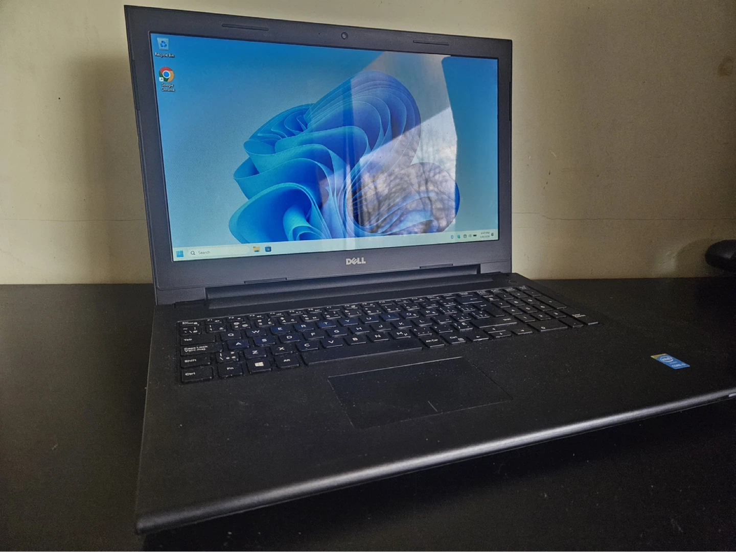 🔥 Dell 15.6” Laptop with New Battery - i5 | 8GB RAM | 128GB SSD - photo 2